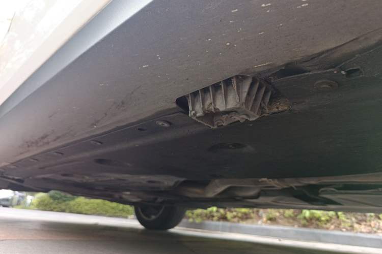 Used BMW X1 2013 sDrive18i Fashion Model Chassis Front Right