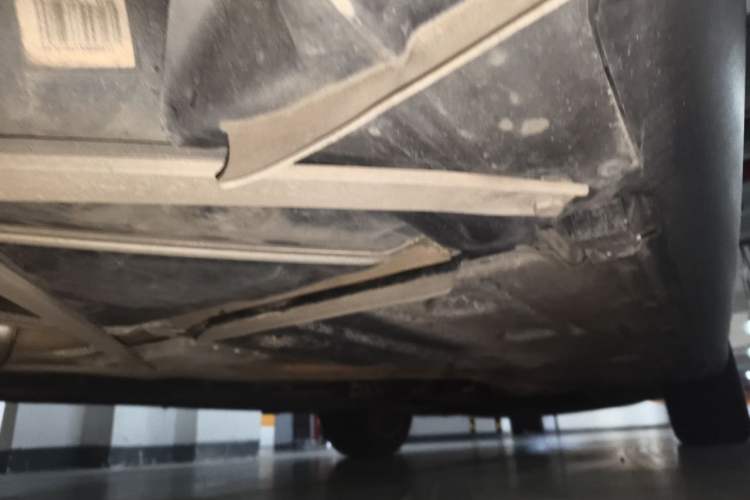 Used BMW X1 2013 sDrive18i manual model Chassis Rear Right