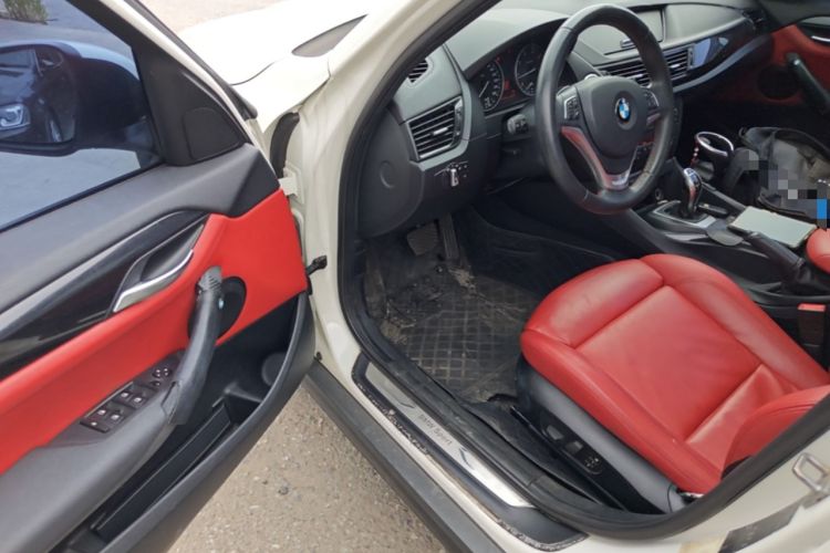 Used BMW X1 2013 sDrive20i Sports Design Package Driver Seat