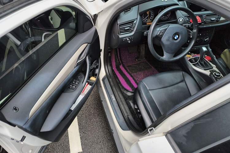 Used BMW X1 2013 sDrive18i Fashion Model Driver Seat