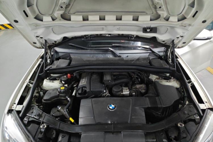 Used BMW X1 2013 sDrive18i Sport Design Package Engine Bay