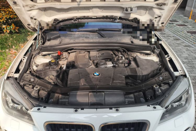 Used BMW X1 2013 sDrive18i Sport Design Package Engine Bay