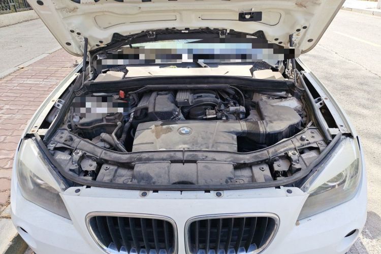 Used BMW X1 2013 sDrive18i Fashion Model Engine Bay