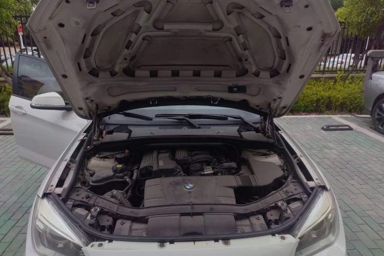 Used BMW X1 2013 sDrive18i Leading Model Engine Bay
