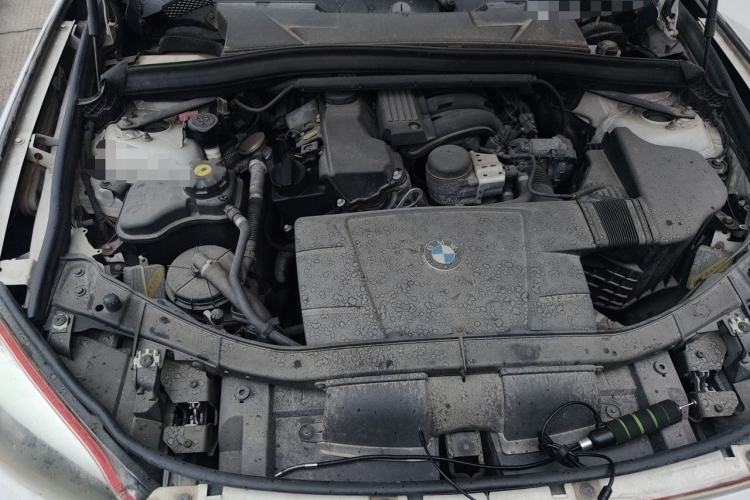 Used BMW X1 2013 sDrive18i Fashion Model Engine Bay