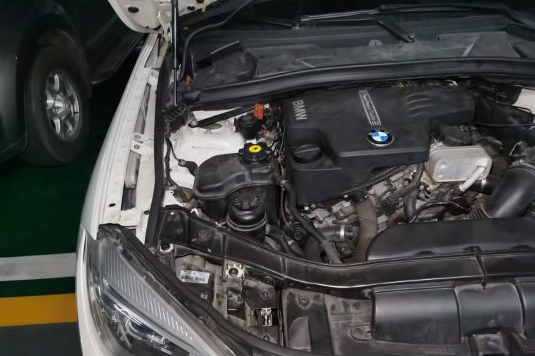 Used BMW X1 2013 xDrive20i X Design Package Engine Bay Right