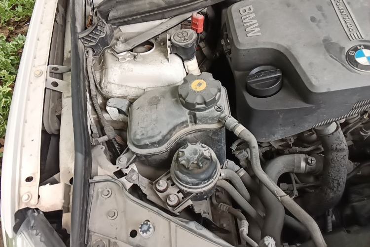 Used BMW X1 2013 xDrive20i X Design Package Engine Bay Right