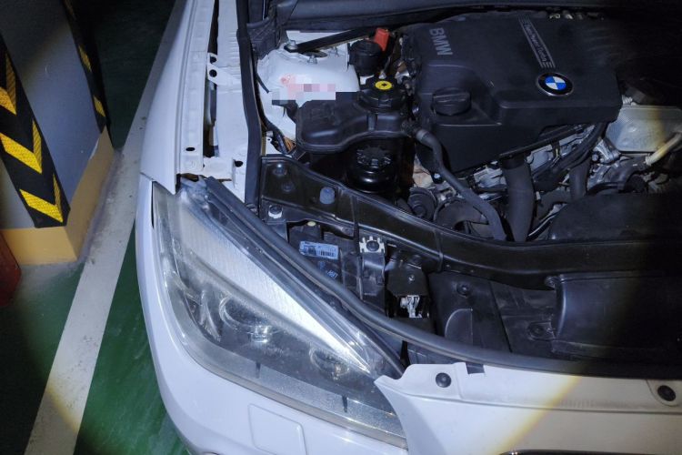 Used BMW X1 2013 xDrive20i X Design Package Engine Bay Right