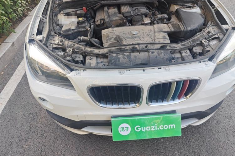Used BMW X1 2013 sDrive18i Fashion Model Engine Bay Right