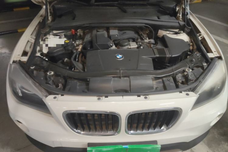 Used BMW X1 2013 sDrive18i Fashion Model Engine Bay