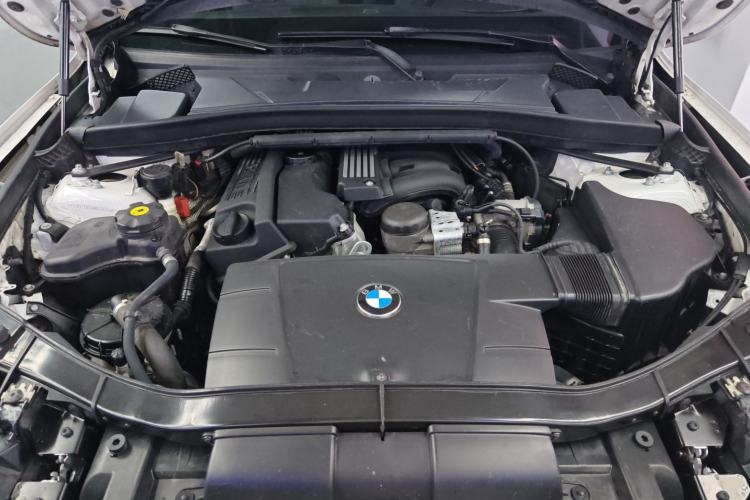 Used BMW X1 2013 sDrive18i Sport Design Package Engine Bay