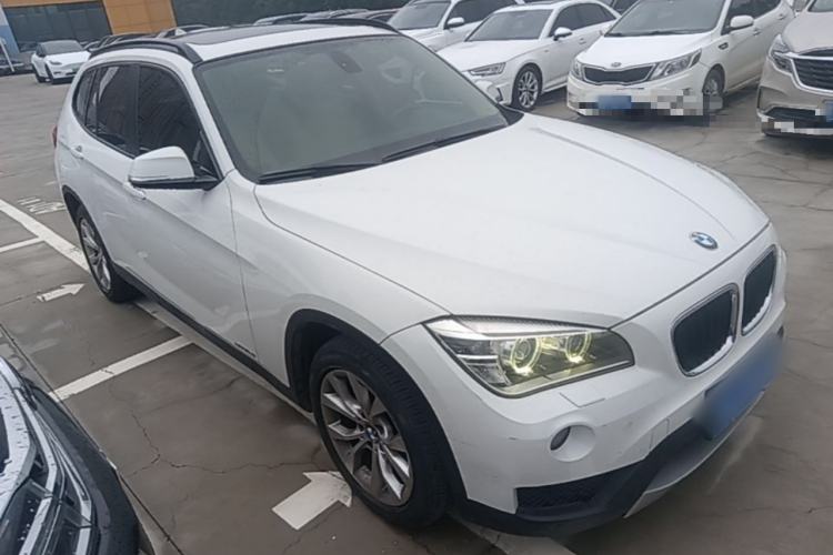 Used BMW X1 2013 sDrive18i Leading Model Front Right 45 Deg