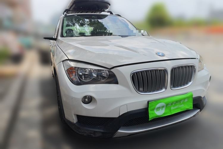 Used BMW X1 2013 sDrive18i Fashion Model Front Right 45 Deg