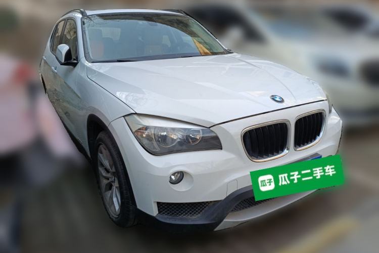 Used BMW X1 2013 sDrive18i Fashion Model Front Right 45 Deg