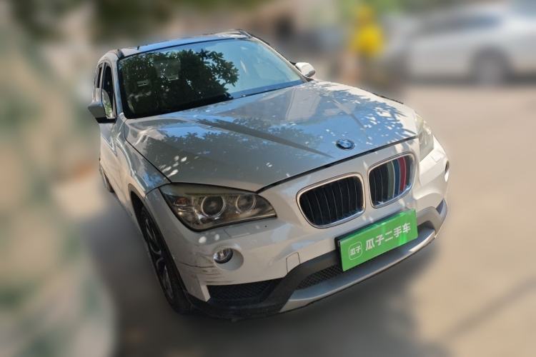 Used BMW X1 2013 sDrive18i Leading Model Front Right 45 Deg