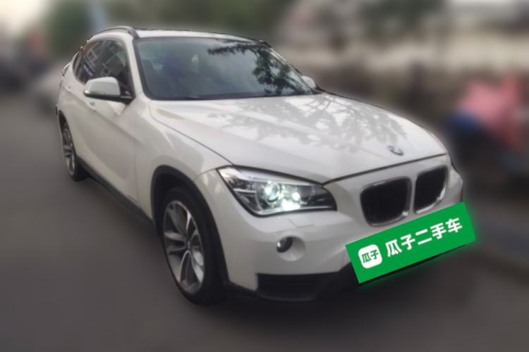 Used BMW X1 2013 sDrive20i Sports Design Package Front Right 45 Deg