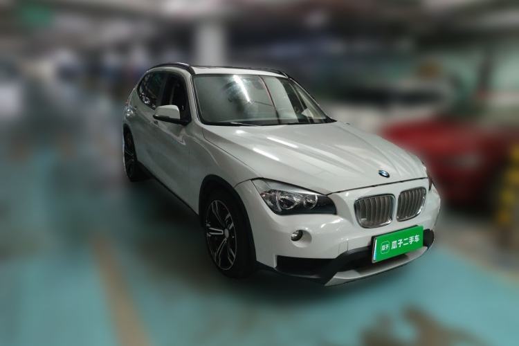 Used BMW X1 2013 sDrive18i Fashion Model Front Right 45 Deg
