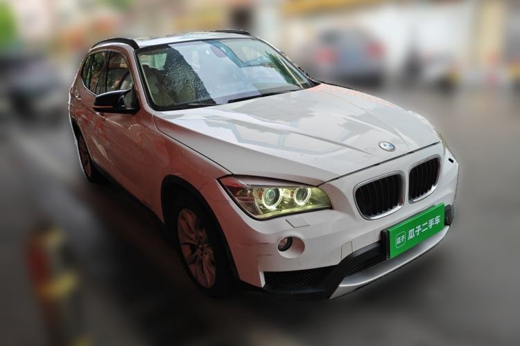Used BMW X1 2013 sDrive18i Leading Model Front Right 45 Deg