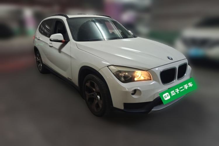 Used BMW X1 2013 sDrive18i Fashion Model Front Right 45 Deg