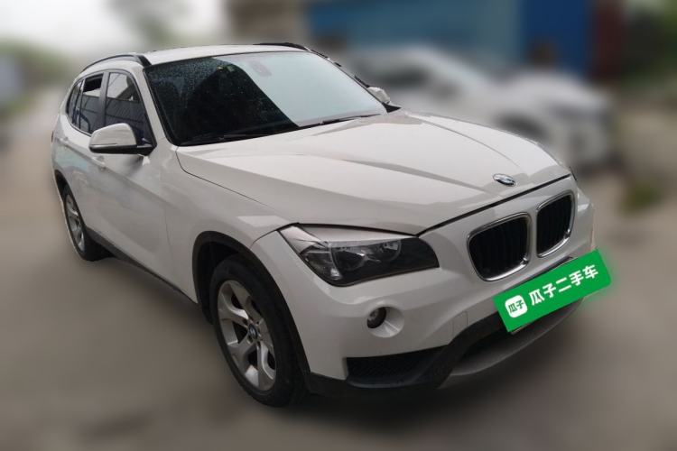 Used BMW X1 2013 sDrive18i Fashion Model Front Right 45 Deg