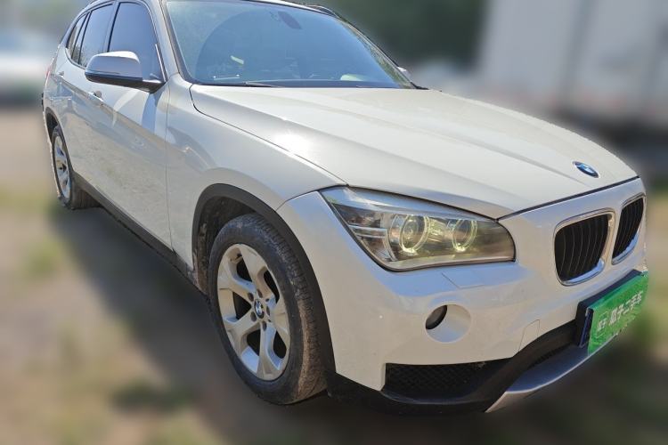 Used BMW X1 2013 sDrive18i Leading Model Front Right 45 Deg