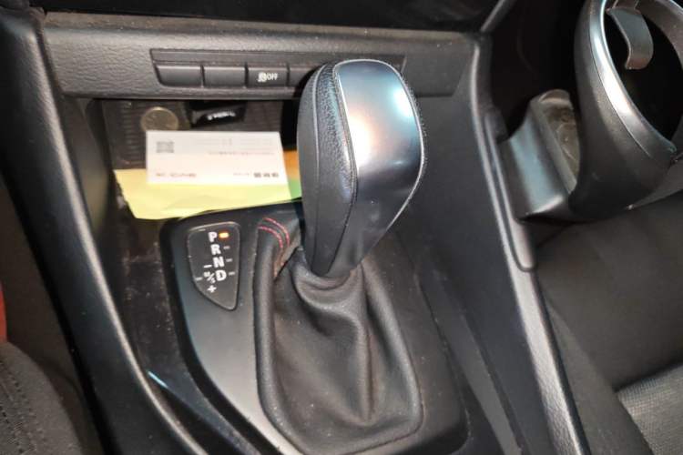 Used BMW X1 2013 sDrive18i Sport Design Package Gear Lever