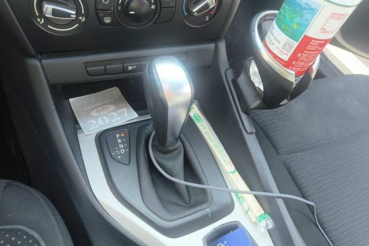 Used BMW X1 2013 sDrive18i Fashion Model Gear Lever