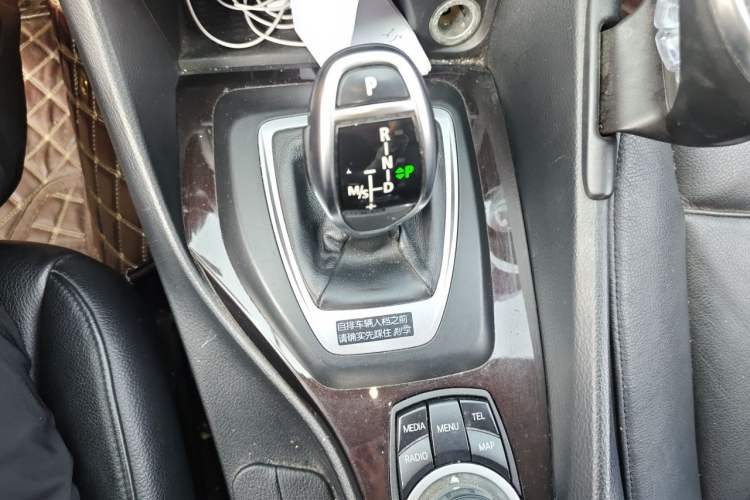 Used BMW X1 2013 xDrive20i X Design Package Gear Lever