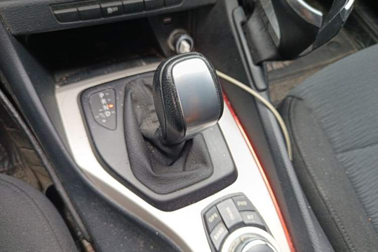 Used BMW X1 2013 sDrive18i Fashion Model Gear Lever