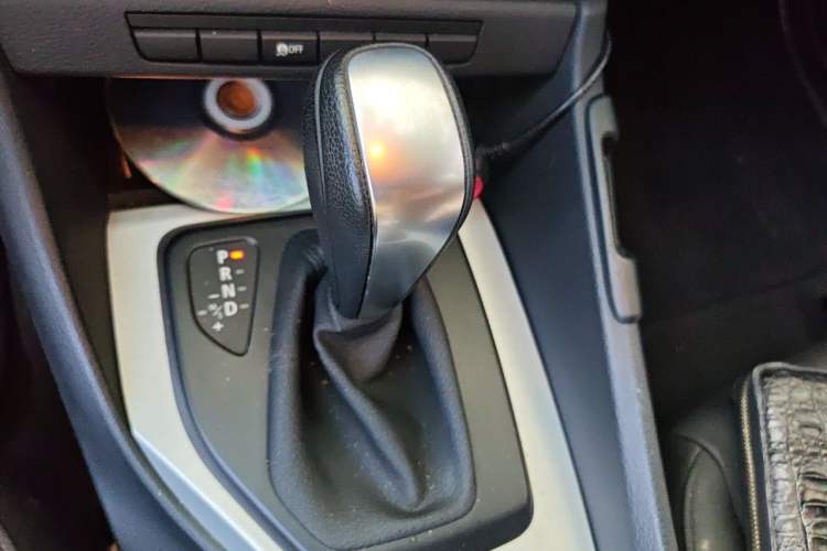 Used BMW X1 2013 sDrive18i Leading Model Gear Lever