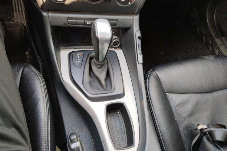 Used BMW X1 2013 sDrive18i Fashion Model Gear Lever