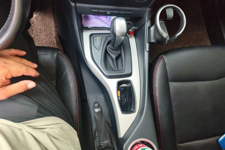 Used BMW X1 2013 sDrive18i Fashion Model Gear Lever