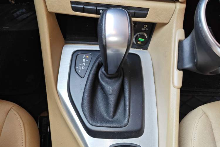 Used BMW X1 2013 sDrive18i Leading Model Gear Lever