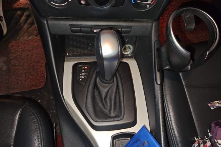 Used BMW X1 2013 sDrive18i Fashion Model Gear Lever