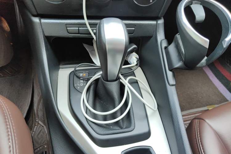 Used BMW X1 2013 sDrive18i Fashion Model Gear Lever