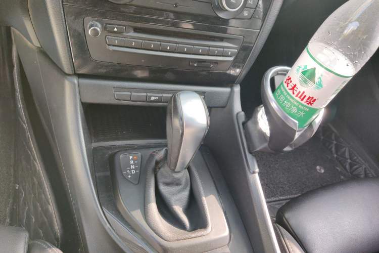 Used BMW X1 2013 sDrive18i Sport Design Package Gear Lever