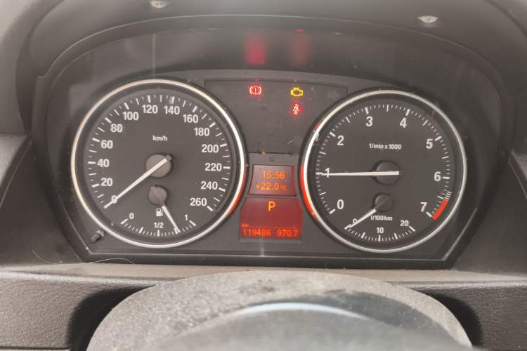 Used BMW X1 2013 sDrive18i Sport Design Package Instrument Cluster