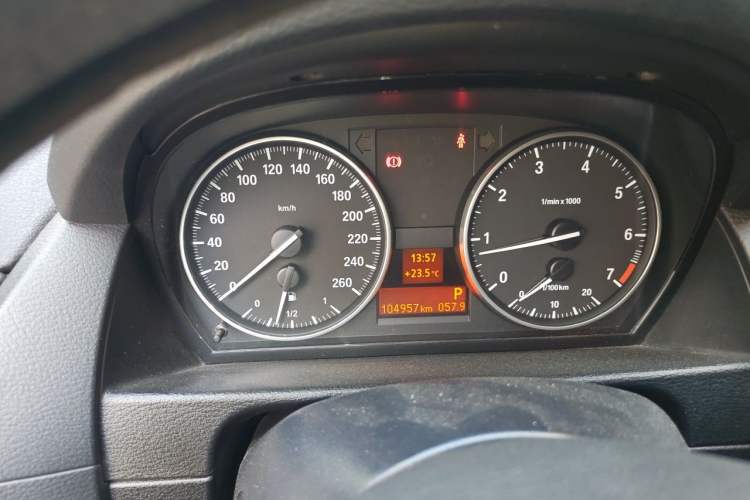 Used BMW X1 2013 sDrive18i Fashion Model Instrument Cluster