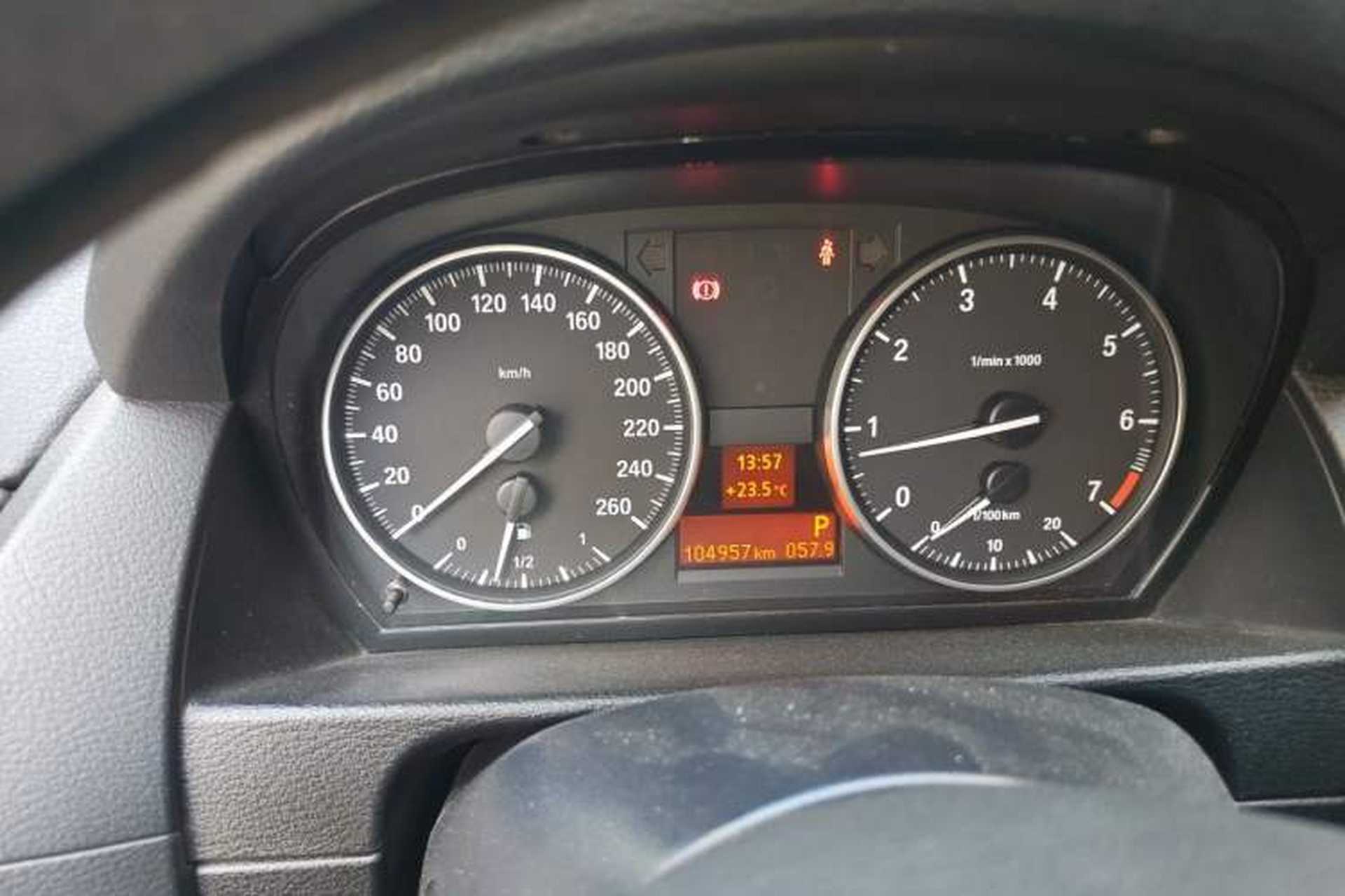 Used BMW X1 2013 sDrive18i Fashion Model Instrument Cluster