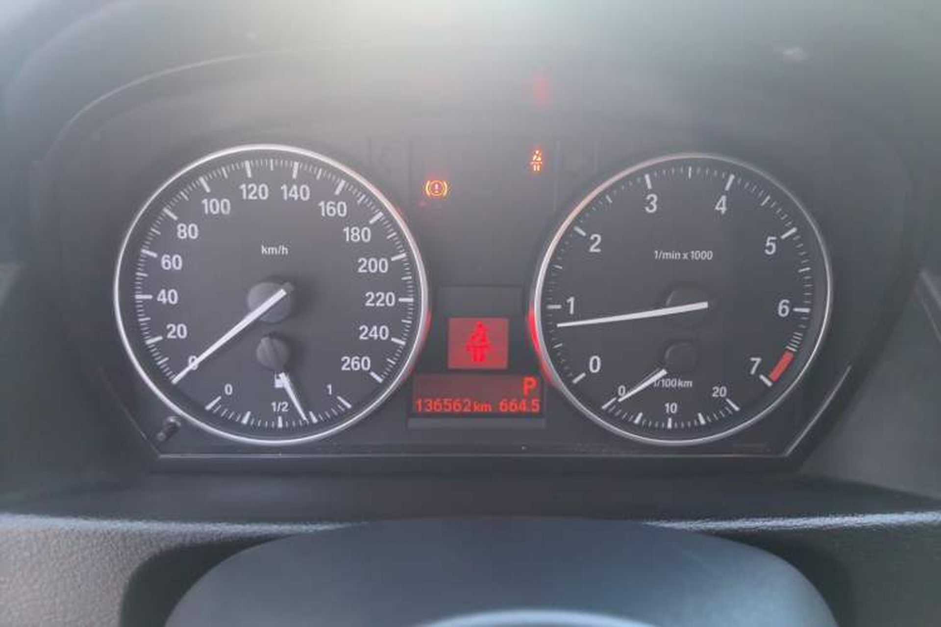 Used BMW X1 2013 sDrive18i Fashion Model Instrument Cluster