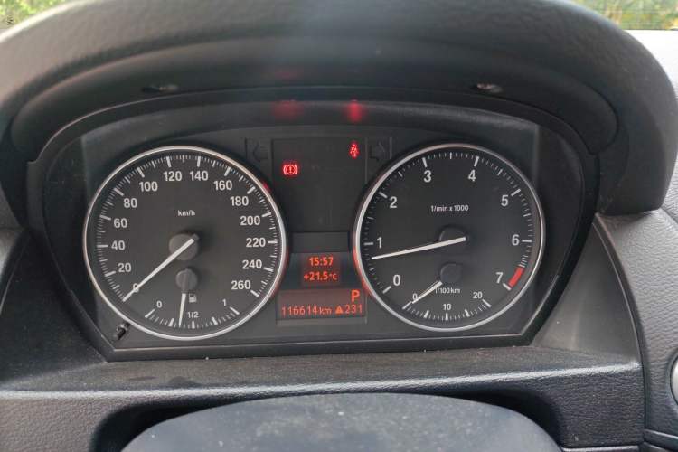 Used BMW X1 2013 sDrive18i Fashion Model Instrument Cluster