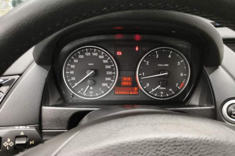 Used BMW X1 2013 sDrive18i Fashion Model Instrument Cluster