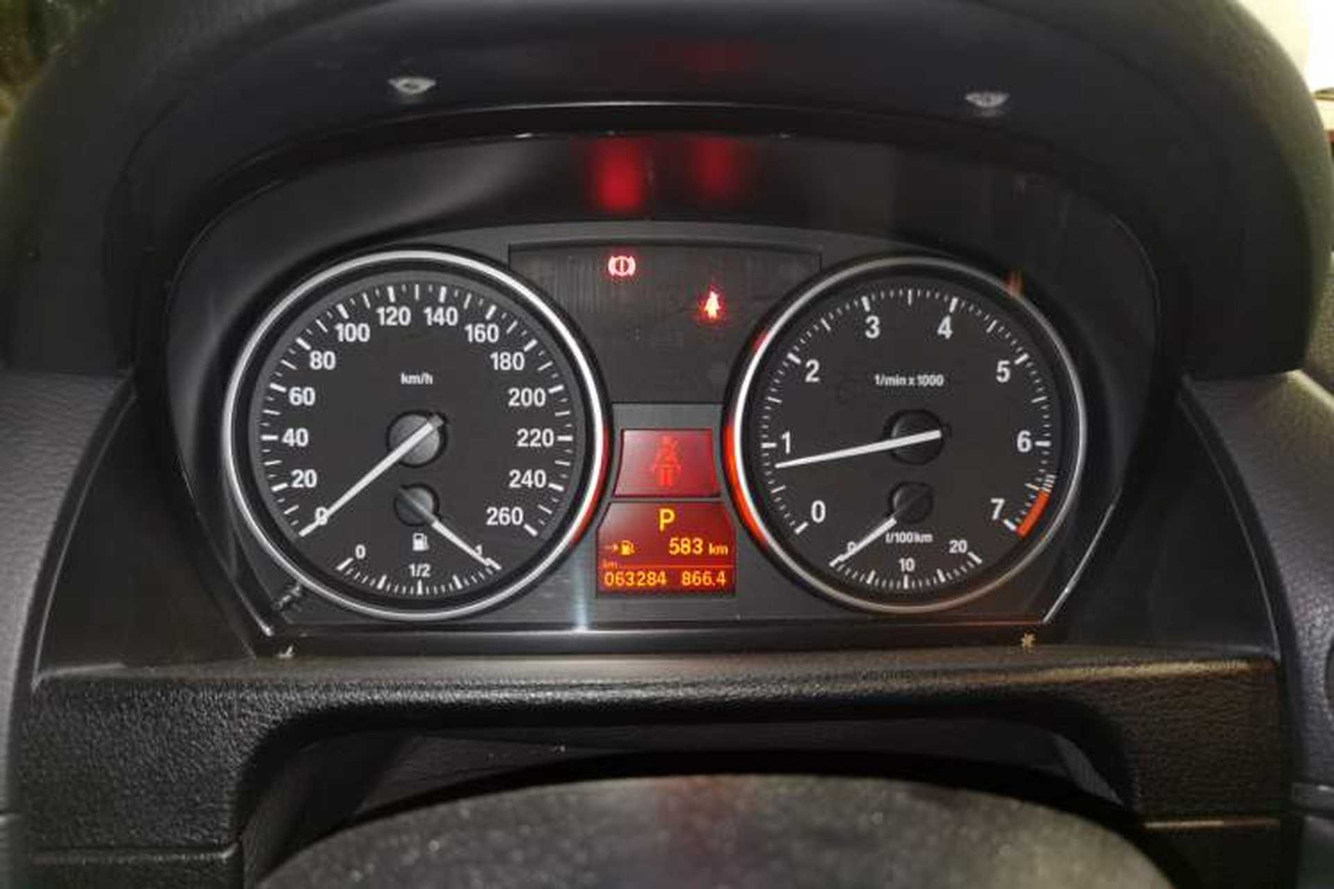 Used BMW X1 2013 sDrive18i Sport Design Package Instrument Cluster