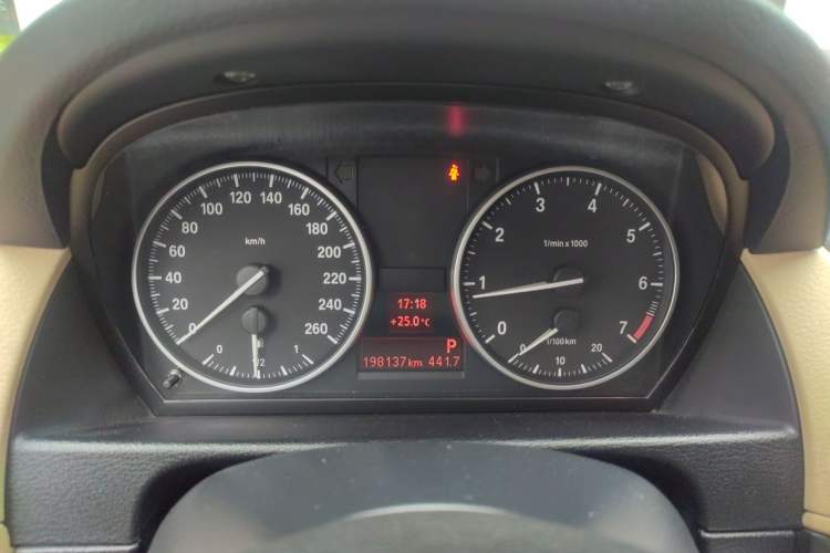 Used BMW X1 2013 sDrive18i Leading Model Instrument Cluster