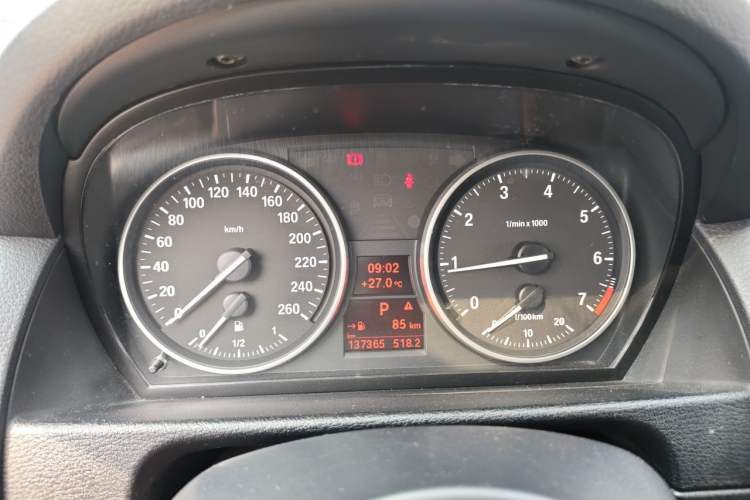 Used BMW X1 2013 xDrive20i X Design Package Instrument Cluster