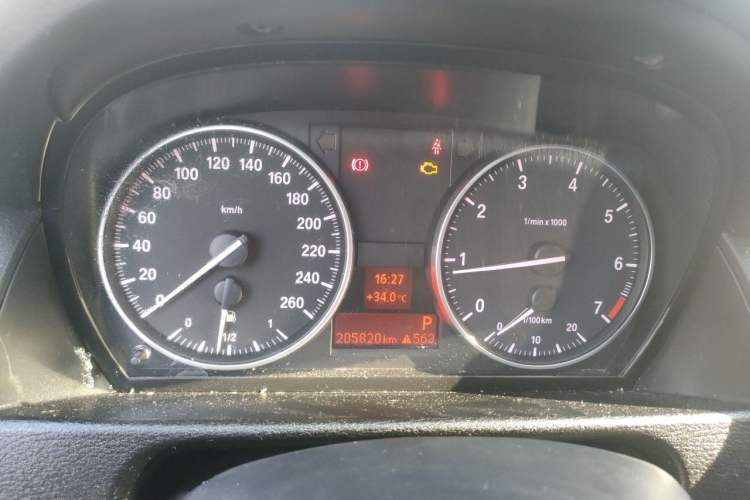 Used BMW X1 2013 sDrive18i Fashion Model Instrument Cluster
