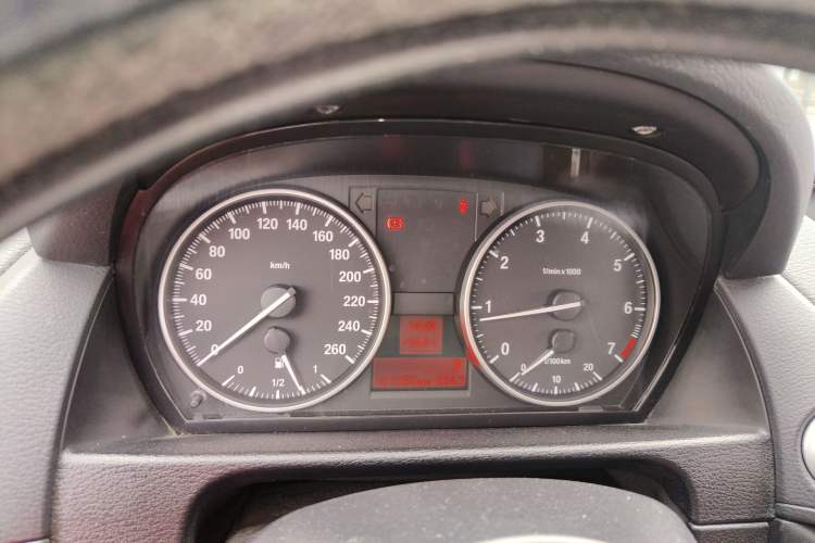 Used BMW X1 2013 sDrive18i Fashion Model Instrument Cluster