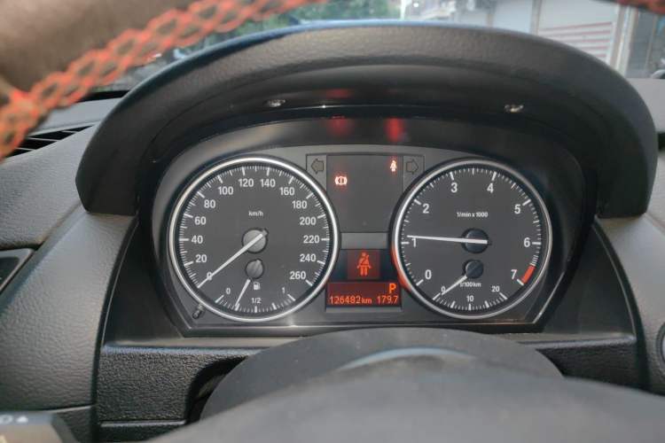 Used BMW X1 2013 sDrive20i Sports Design Package Instrument Cluster