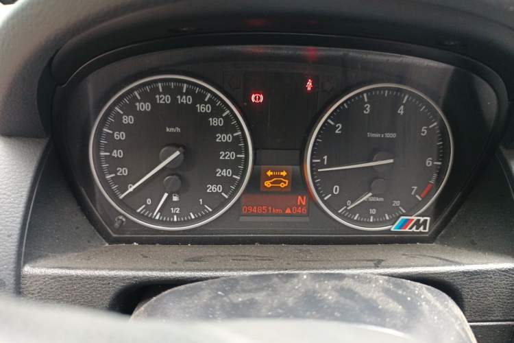 Used BMW X1 2013 sDrive18i Fashion Model Instrument Cluster