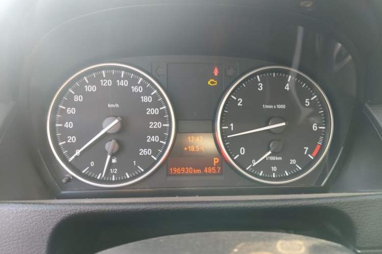 Used BMW X1 2013 sDrive18i Fashion Model Instrument Cluster
